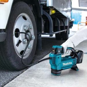 Tyre inflator -12v max li-ion